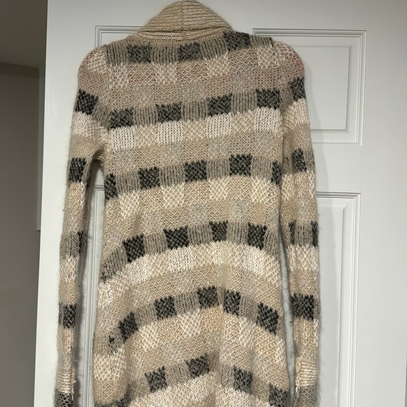Far away from close sweater cardigan- Anthropologie brand - Picture 4 of 5